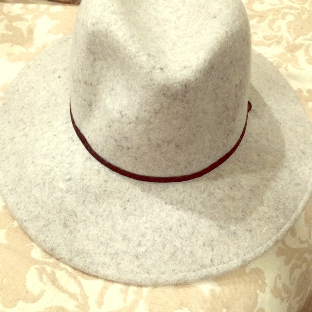 NEW Forever 21 hat